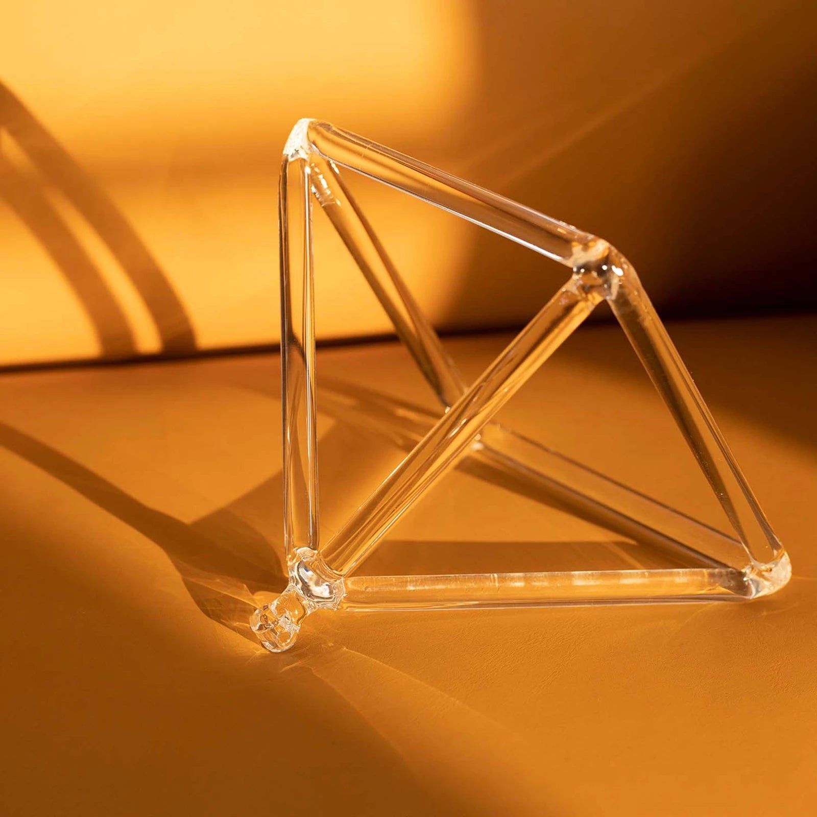 Crystal Singing Pyramid – Pure Quartz Frequency for Sacred Ritual